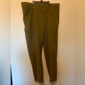 Old Navy Stretchtech Cargo Pants